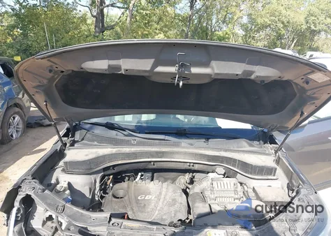 2015 Kia Sorento Lx z USA, uszkodzony, nr VIN 5XYKTCA65FG616431